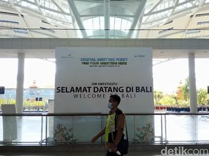 Bule Ngamuk di Bandara Ngurah Rai Bali Gegara Tertinggal Pesawat Bule Ngamuk di Bandara Ngurah Rai Bali Gegara Tertinggal Pesawat