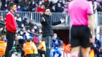 Sayangnya, Xavi mengawali kariernya dengan penuh hambatan (AP/Joan Monfort)