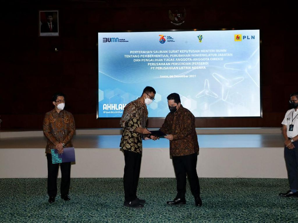 Isi Garasi Darmawan Prasodjo yang Ditunjuk Jadi Dirut PLN Isi Garasi Darmawan Prasodjo yang Ditunjuk Jadi Dirut PLN