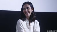 Senyum Manis Marsha Timothy yang Bikin Deg-degan
