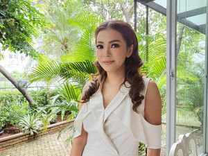 Maya Septha Bantah Kabar Telantarkan Anak karena Stres Maya Septha Bantah Kabar Telantarkan Anak karena Stres