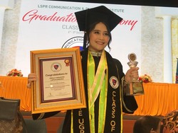 Meski Dapat Beasiswa S2, Prilly Latuconsina Ingin Nikmati Hidup Dahulu