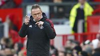 Ragam Ekspresi Ralf Rangnick dalam Laga Debut Latih MU