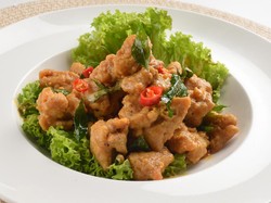 Resep Ayam Goreng Saus Telur Asin yang Gurih Creamy