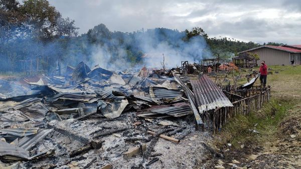 Penampakan SMA di Oksibil Papua Hangus Dibakar KKB