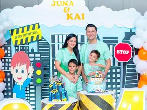 Seru Abis! 7 Momen Perayaan Ultah Anak Titi Kamal-Christian Sugiono Seru Abis! 7 Momen Perayaan Ultah Anak Titi Kamal-Christian Sugiono