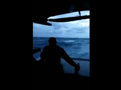 Viral Kapal Terombang-ambing Gelombang Tinggi di Jepara, Hati-hati Pelaut!