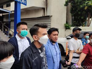 Resmi Polisikan Pengacara Jerinx, Adam Deni: Biar Nyusul ke Sel! Resmi Polisikan Pengacara Jerinx, Adam Deni: Biar Nyusul ke Sel!