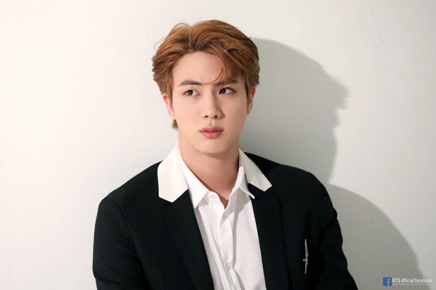 Akun instagram Jin BTS/ Foto: Facebook/ BTS Akun instagram Jin BTS