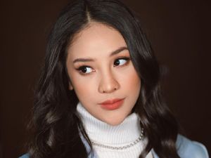 Anya Geraldine Pamer Foto Lawas Ibunya, Parasnya Disebut Mirip Ayu Ting Ting Anya Geraldine Pamer Foto Lawas Ibunya, Parasnya Disebut Mirip Ayu Ting Ting