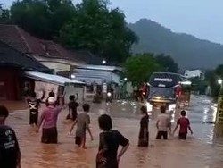 Banjir di Tirtomoyo Wonogiri, Belasan Rumah Sempat Tergenang