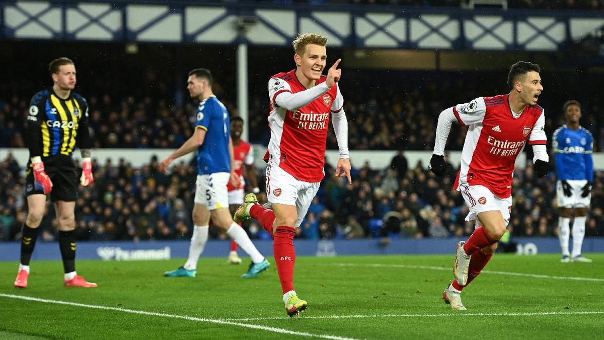 Arsenal mengungguli Everton 1-0 di babak pertama. (Foto: Getty Images/Gareth Copley)