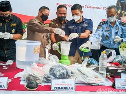 Kejari Ponorogo Musnahkan Barang Bukti, Belasan Ribu Narkoba Diblender