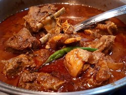 7 Cara Ampuh Hilangkan Bau Prengus Daging Kambing