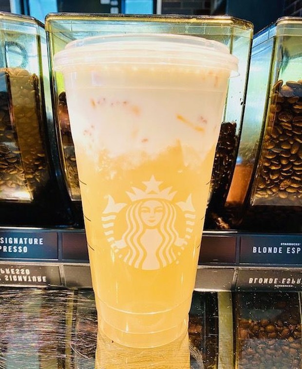 Starbucks Secret Menu : The Sunshine Refresher