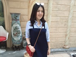 Omicron Naik, Tina Toon Rayakan Imlek di Rumah Saja