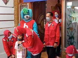 Anak-anak Korban Erupsi Gunung Semeru Dapat Trauma Healing