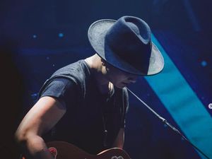 Chord dan Lirik Lengkap Lagu Melepasmu - Drive Chord dan Lirik Lengkap Lagu Melepasmu - Drive