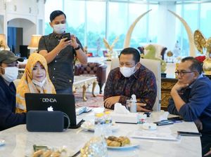 Bamsoet Sebut Pesawat Pertama Presiden & Monas Hasil dari Wakaf