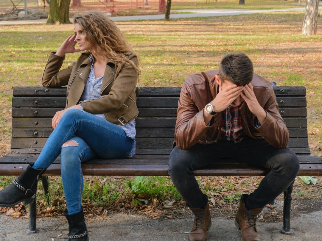 Ciri-ciri terjebak dalam codependent relationship