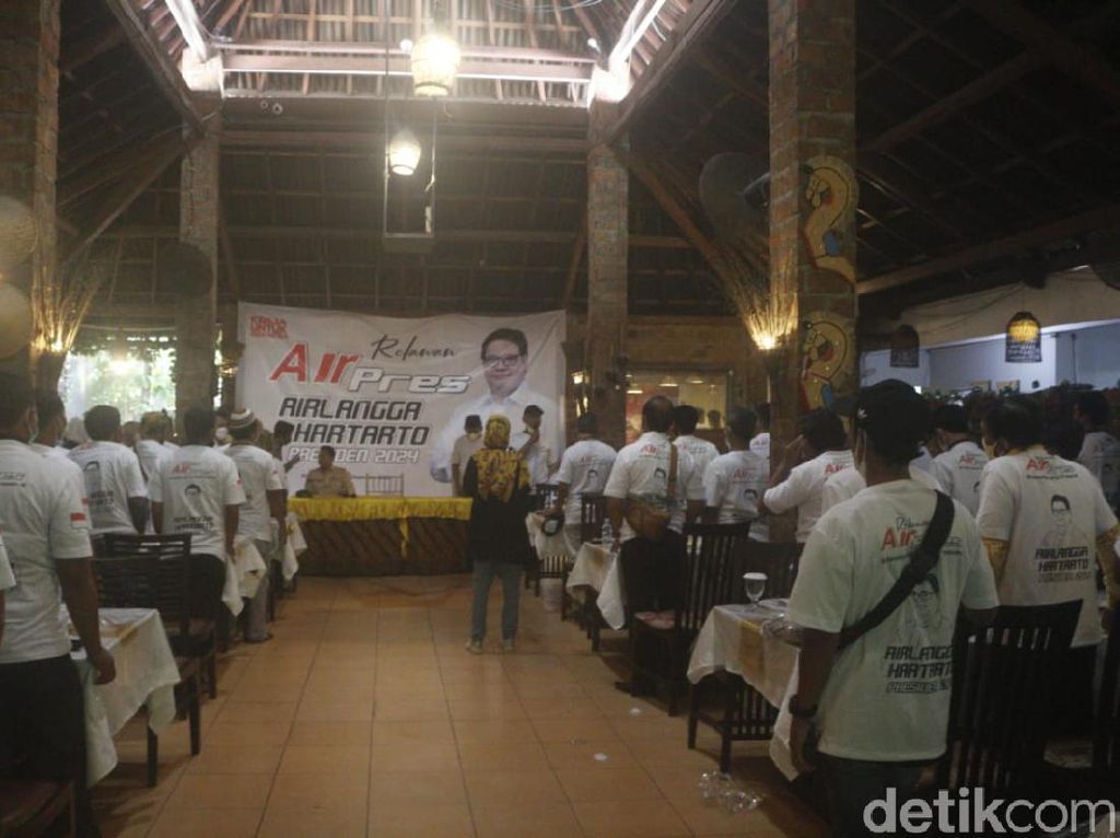 Relawan di Semarang Deklarasi Dukung Airlangga Hartarto Maju Pilpres