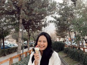 Hanggini Ternyata Doyan Makan Lontong hingga Es Krim Hanggini Ternyata Doyan Makan Lontong hingga Es Krim