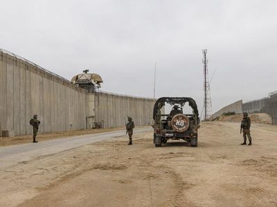 Israel Pamer Tembok Pembatas Canggih di Jalur Gaza