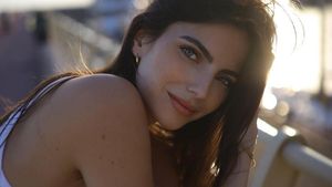 10 Foto Model yang Jadi Pacar Pembalap Max Verstappen, Lebih Tua 9 Tahun