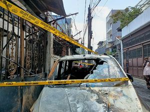 Polisi Olah TKP Kebakaran yang Tewaskan 5 Orang Sekeluarga di Tambora