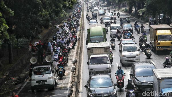 Pawai Massa Buruh Siap Kembali Geruduk Balai Kota
