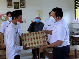 Operator Sekolah di Tangerang Raih Penghargaan KPK & Apresiasi Walkot