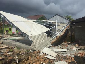 Angin Puting Beliung Terjang Bangka Belitung, 217 Rumah Rusak