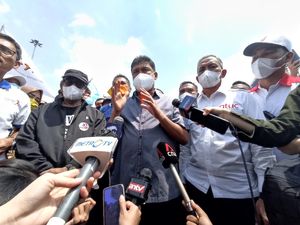 Said Iqbal Ancam Mogok Buruh Nasional Bila SK Upah Tak Direvisi Said Iqbal Ancam Mogok Buruh Nasional Bila SK Upah Tak Direvisi