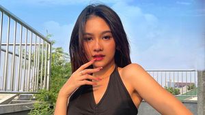 Sarah Tuffahati Jawab Tantangan Adegan Mesra dan Busana Seksi