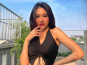 Sarah Tuffahati Jawab Tantangan Adegan Mesra dan Busana Seksi Sarah Tuffahati Jawab Tantangan Adegan Mesra dan Busana Seksi