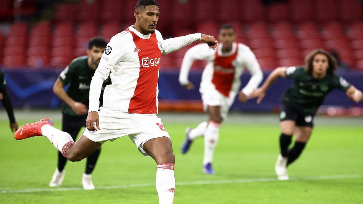 Sebastien Haller top skor sementara Liga Champions 2021/2022 (AFP/KENZO TRIBOUILLARD)
