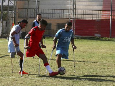 Potret Semangat Pesepakbola Amputasi di Gaza