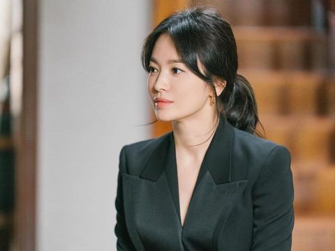 Outfit Song Hye Kyo di Now We Are Breaking Up