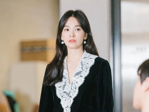 Outfit Song Hye Kyo di Now We Are Breaking Up