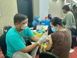 Simak Jadwal dan Lokasi Vaksin untuk Warga Surabaya