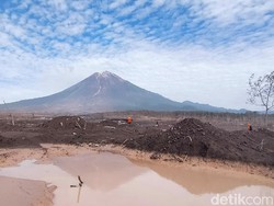Pakar Geologi Buka-bukaan Soal Penyebab Erupsi Gunung Semeru