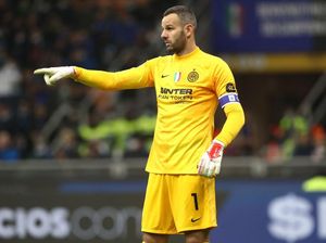 Samir Handanovic Jadi Pelatih Inter U-17 Samir Handanovic Jadi Pelatih Inter U-17