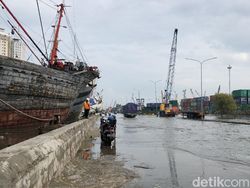 Banjir Rob Jakarta: Prediksi BMKG dan Antisipasi Pemprov DKI