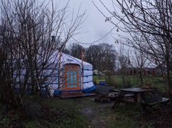 Bukan Dicor, Rumah Tradisional Ini Ditenun hingga Dijahit! Begini Faktanya