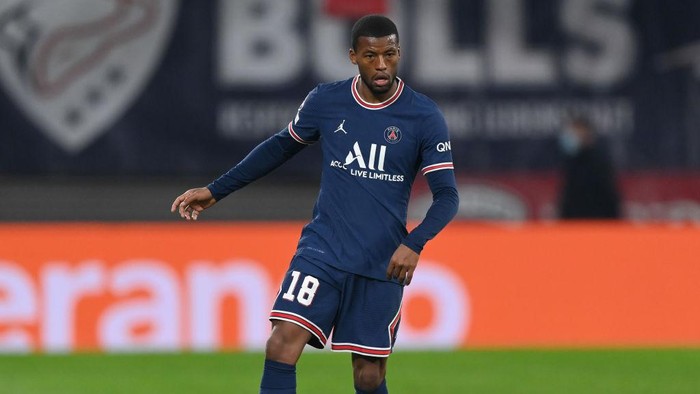 LEIPZIG, GERMANY - NOVEMBER 03: Georginio Wijnaldum of Paris in action during the UEFA Champions League group A match between RB Leipzig and Paris Saint-Germain at Red Bull Arena on November 03, 2021 in Leipzig, Germany. (Photo by Stuart Franklin/Getty Images)