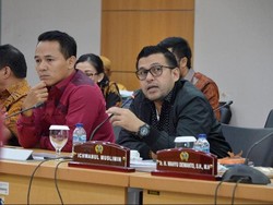 Anggota Gerindra Tak Setuju Kedai Kopi di Halte TransJ: Ganggu Kenyamanan