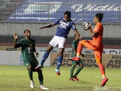 Badai Corona Hantam Persib dan Persebaya