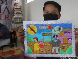 Tanamkan Sejak Dini, Siswa SMP di Kudus Ikuti Lomba Poster Anti Korupsi