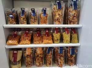 Nur Asia Uno Dirikan Nur Corner untuk Bantu Pasarkan Produk UMKM Nur Asia Uno Dirikan Nur Corner untuk Bantu Pasarkan Produk UMKM