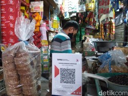 Pedagang Pasar Bicara Peluang Bayar Sayur hingga Daging Pakai QRIS